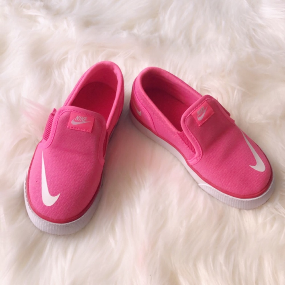 Toddler Nike Slip On